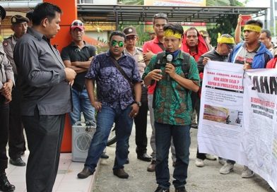 Ketua Bawaslu Riau Bersyukur dan Berterimakasih Kepada “Gemppur” yang Sudah Peduli Pilwako 2017 Ketua Bawaslu Riau Bersyukur dan Berterimakasih Kepada “Gemppur” yang Sudah Peduli Pilwako 2017